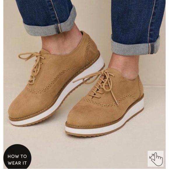 torrid Shoes - Torrid Lace-Up Sport Bottom Oxford (WW) size 11WW platform F7